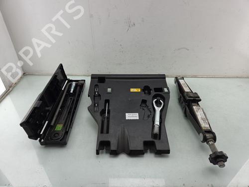 Roue de secours kit MERCEDES-BENZ SPRINTER 3,5-t Van (B907, B910) 314 CDI (910.631, 910.633) (143 hp) 31905446