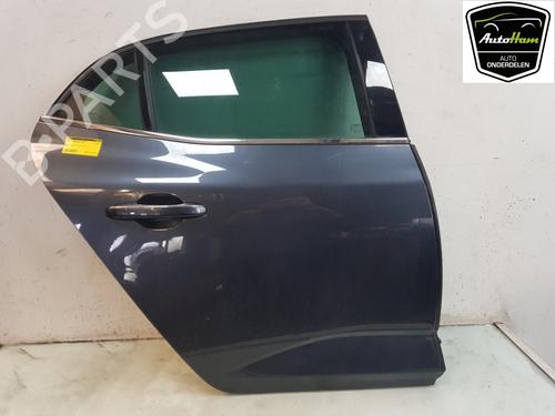 Used Right rear door RENAULT MEGANE IV Hatchback (B9A/M/N_) 1.5 Blue dCi 115 (B9A6) (116 hp) 17318663
