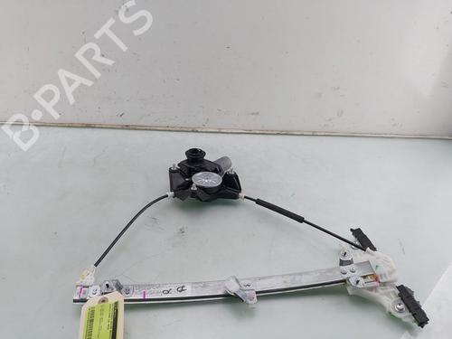 Rudehejsemekanisme Højre bagtil TOYOTA YARIS (_P21_, _PA1_, _PH1_) 1.5 Hybrid (MXPH10, MXPH11) (116 hp) 32359316