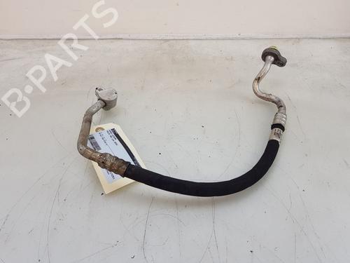 ac-rr-volvo-v40-hatchback-525-2012-2013-2014-2015-2016-2017-2018-2019-24826742 main image
