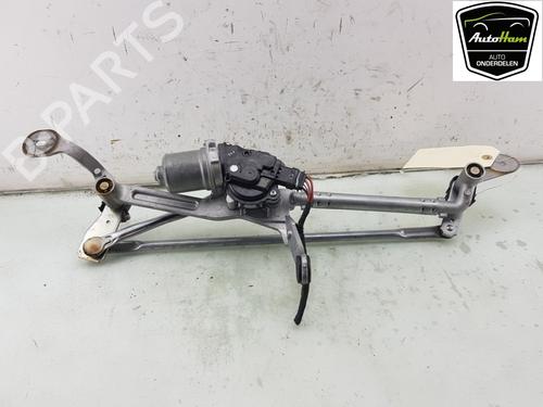 front-wipers-mechanism-bmw-x3-g01-f97-g08-m-competition-739900409-61617399004-2017-20134838 main image