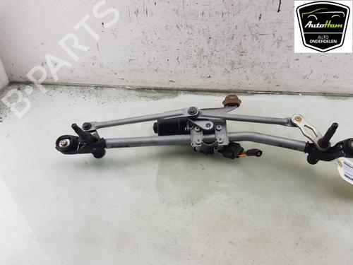 Used Front wipers mechanism PEUGEOT 2008 II (UD_, US_, UY_, UJ_, UR_, UC_) 1.2 PureTech 100 (USHNK) (101 hp) 23239466