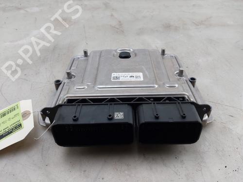 Used Engine control unit (ECU) Engine control unit (ECU) PEUGEOT 5008 II (MC_, MJ_, MR_, M4_) 1.2 Hybrid 136 (MRHPYC) (136 hp) 35752020 35752020