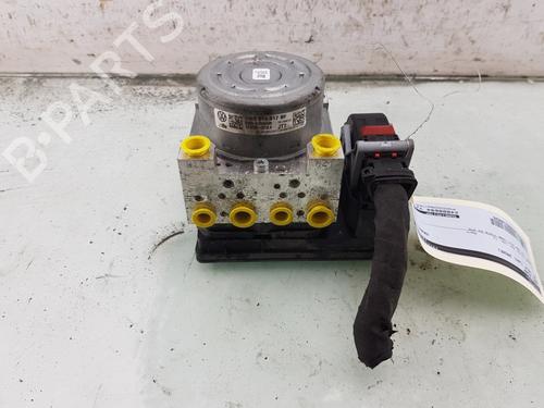 Used ABS pump VW GOLF VIII (CD1, DA1) 1.5 eTSI (150 hp) 24433996