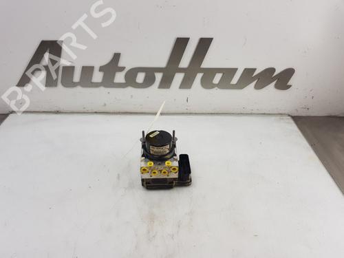 Used ABS pump TOYOTA YARIS (_P13_) 1.5 (NSP131_) (112 hp) 12035874