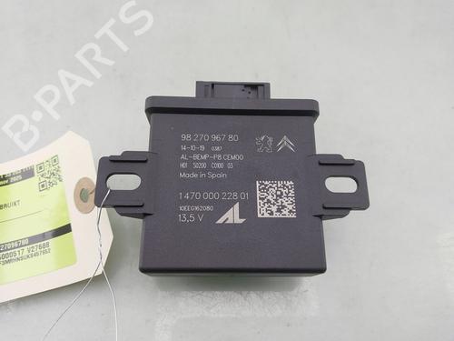 Used Lights ECU PEUGEOT 5008 II (MC_, MJ_, MR_, M4_) 1.2 THP (MRHNYH, MRHNYW, MRHNSJ, MRHNSU, MRHNSM) (131 hp) 30300000