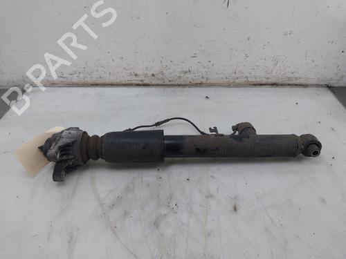 Used Left rear shock absorber Left rear shock absorber BMW 3 (G20, G80, G28) 330 e Plug-in-Hybrid xDrive (292 hp) 33617649 33617649
