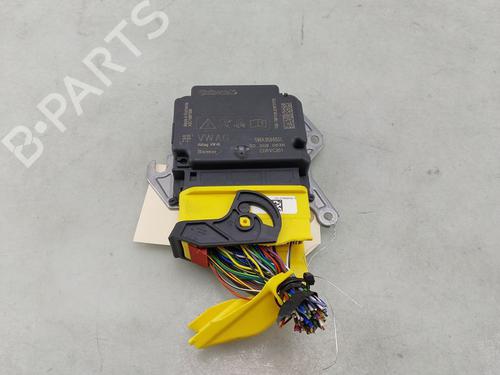 Used ECU airbags ECU airbags AUDI A3 Limousine (8YS, 8YM) 35 TFSI Mild Hybrid (150 hp) 39948896 39948896
