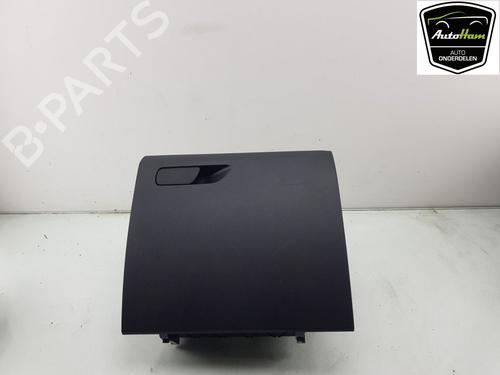 Used Glove box Glove box 17121913 17121913