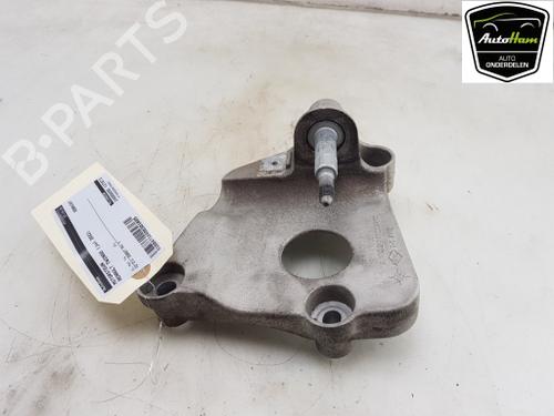 Used Engine mount Engine mount RENAULT TWINGO III (BCM_, BCA_) Z.E: (BCA1) (82 hp) 22635036 22635036