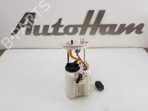 Used Fuel pump VW POLO VI (AW1, BZ1, AE1) 1.0 (65 hp) 12008263