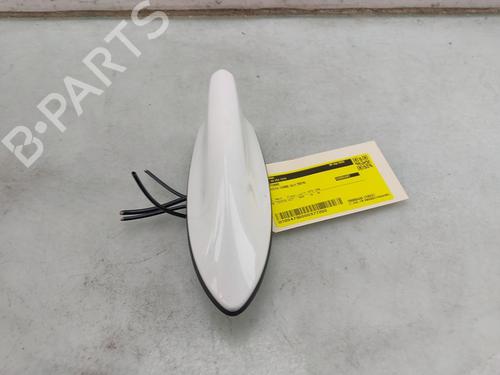 Antenne/Base Antenne/Base TOYOTA YARIS (_P21_, _PA1_, _PH1_) 1.5 Hybrid (MXPH10, MXPH11) (116 hp) 39711116 39711116