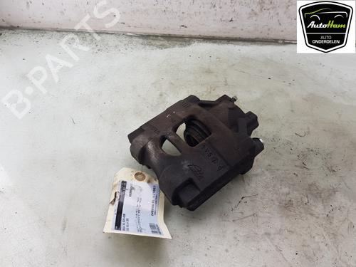 Used Right front brake caliper TOYOTA YARIS (_P13_) 1.5 Hybrid (NHP130_) (101 hp) 23218309