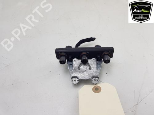 electronic-module-tesla-model-s-5yjs-75d-awd-112052000b-2012-17121798 main image