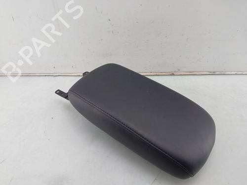 Armrest / Center console TOYOTA RAV 4 IV (_A4_) 2.5 Hybrid 4WD (AVA44, AVA44_) | BP30466322I20 