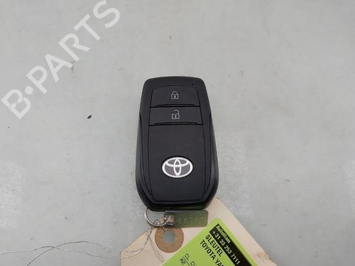Used Electronic module Electronic module TOYOTA YARIS (_P21_, _PA1_, _PH1_) 1.5 Hybrid (MXPH10, MXPH11) (116 hp) 32319631 32319631