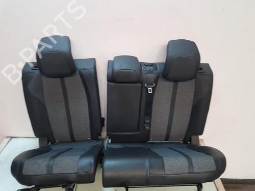 Stoel achter PEUGEOT 3008 II SUV (MC_, MR_, MJ_, M4_) 1.2 THP/ PureTech 130 (MRHNSM, MRHNSU, MRHNSJ, MRHNYW,... (131 hp) 31288305