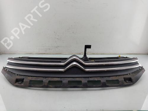 Used Grille CITROËN C3 III (SX) 1.2 THP 110 (SXHNPS, SXHNZT, SXHNZ6) (110 hp) 29274565