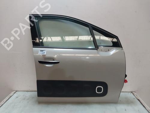 Used Right front door CITROËN C3 III (SX) 1.2 THP 110 (SXHNPS, SXHNZT, SXHNZ6) (110 hp) 29200102