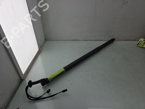 Used Electronic module SKODA OCTAVIA III Combi (5E5, 5E6) 1.0 TSI (115 hp) 31756008