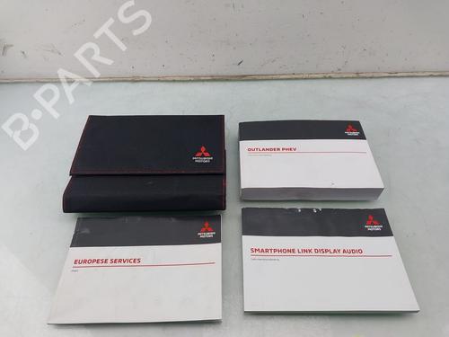 Andre MITSUBISHI OUTLANDER III (GG_W, GF_W, ZJ, ZL, ZK) 2.4 Hybrid 4WD (GG3W) (208 hp) 32183970