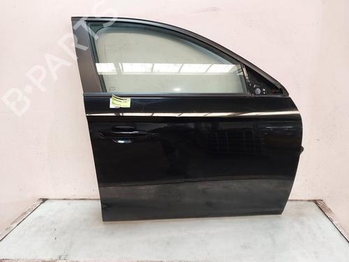 Dør høyre foran Dør høyre foran VOLVO 240 (P242, P244) 2.4 Diesel (82 hp) 33929262 33929262