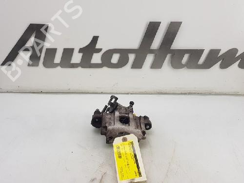 Used Right rear brake caliper TOYOTA YARIS (_P13_) 1.5 Hybrid (NHP130_) (101 hp) 12021269