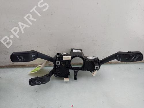Used Steering column stalk Steering column stalk SEAT ARONA (KJ7, KJP) 1.5 TSI (150 hp) 40526077 40526077