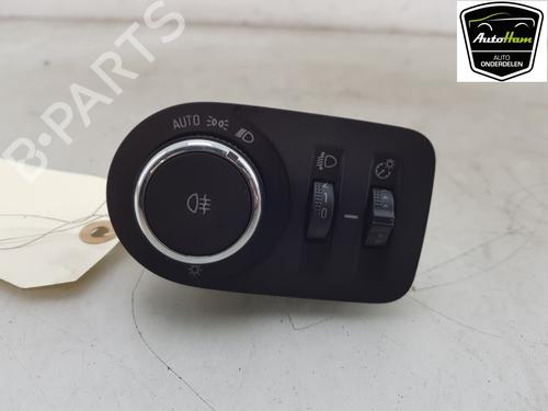 Used Headlight switch OPEL ASTRA K Sports Tourer (B16) 1.6 CDTi (35) (136 hp) 20720435