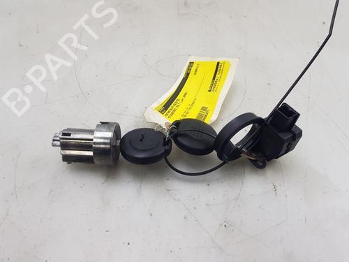 Used Ignition barrel MITSUBISHI COLT VI (Z3_A, Z2_A) 1.1 (Z31A, Z32A) (75 hp) 24433823