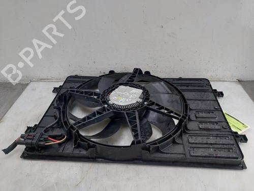 Used Radiator fan VW GOLF VII (5G1, BQ1, BE1, BE2) 1.4 GTE Hybrid (204 hp) 30814788
