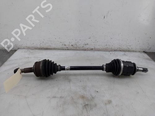 Used Left front driveshaft TOYOTA YARIS CROSS (MXP_) 1.5 Hybrid (MXPJ10) (116 hp) 32045100