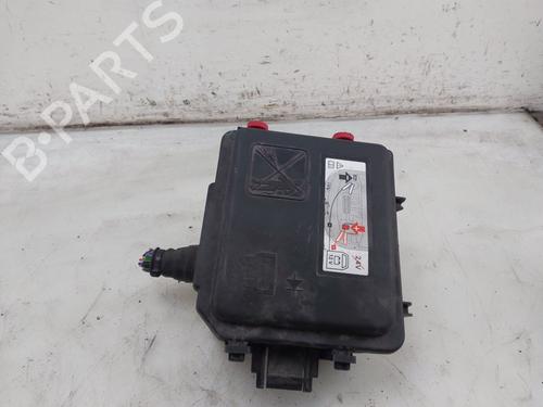 Used Fuse box Fuse box PEUGEOT 208 II (UB_, UP_, UW_, UJ_) e-208 (136 hp) 33812151 33812151