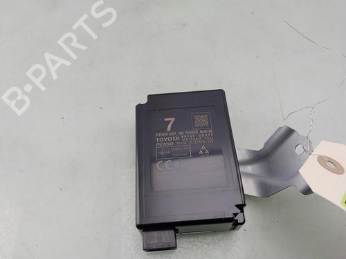 Used Electronic module Electronic module TOYOTA YARIS (_P13_) 1.5 Hybrid (NHP130_, NHP130) (101 hp) 34539595 34539595