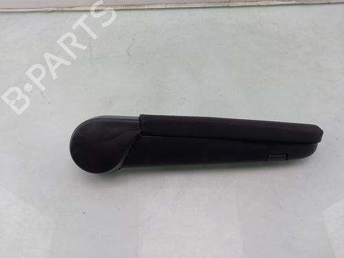 Used Armrest / Center console MAN TGE Van 2.0 TDI (01V, 03V, 36V, UYB, UYC, UYD) (140 hp) 28096157