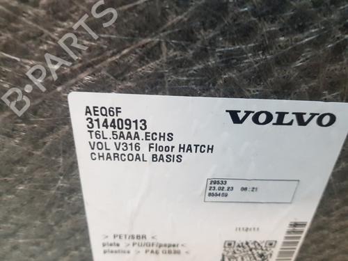 Andre VOLVO XC40 (536) T5 Plug-in Hybrid | BP24433806O1 - Image 4