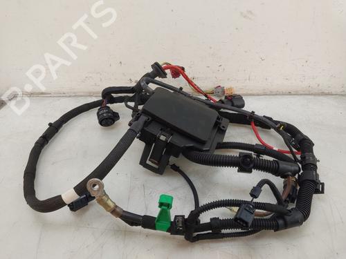 Used Fuse box VW TRANSPORTER T6 Van (SGA, SGH, SHA, SHH) 2.0 TDI (150 hp) 29504027