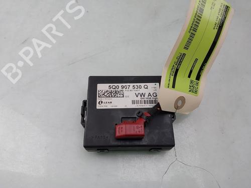 Used Electronic module VW GOLF VII (5G1, BQ1, BE1, BE2) 1.2 TSI (105 hp) 32263106