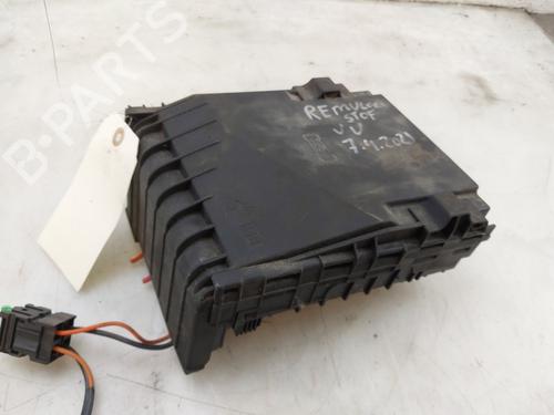 Fuse box SKODA YETI (5L) 1.2 TSI | BP36698885E1 - Image 2