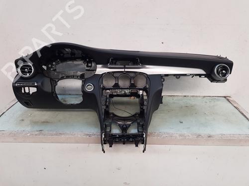 Used Dashboard MERCEDES-BENZ C-CLASS Coupe (C205) C 220 d (205.304) (163 hp) 28602885