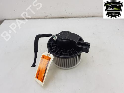Used Heater blower motor Heater blower motor MAZDA 6 Estate (GJ, GL) 2.0 (GJEFW) (165 hp) 12041675 12041675