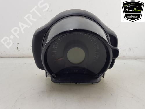 Used Instrument cluster Instrument cluster 17318410 17318410
