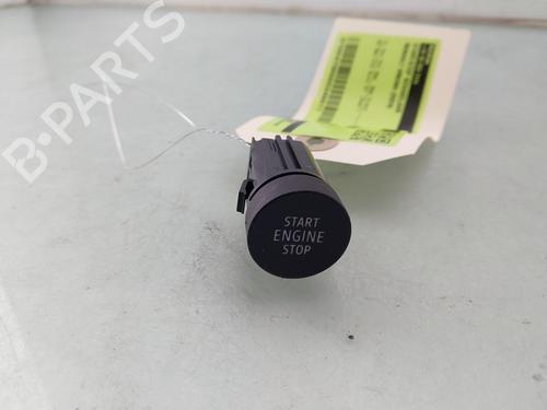 switch-renault-arkana-i-lcm_-ldn_-2019-32229167 main image