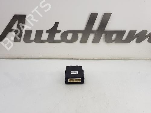 Used Gearbox control unit Gearbox control unit TOYOTA AURIS Estate (_E18_) 1.8 Hybrid (ZWE186_, ZWE186R, ZWE186H) (136 hp) 12010107 12010107
