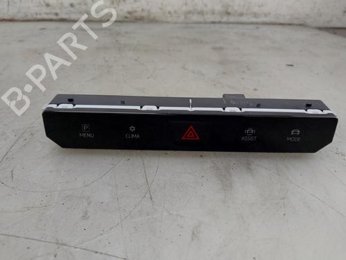bouton-de-warning-vw-id4-e21-2020-36558842 main image
