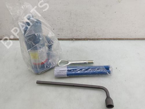 Used Jack Kit Jack Kit MERCEDES-BENZ SPRINTER 3,5-t Van (B906) 316 CDI (906.631, 906.633, 906.635, 906.637) (163 hp) 40127337 40127337