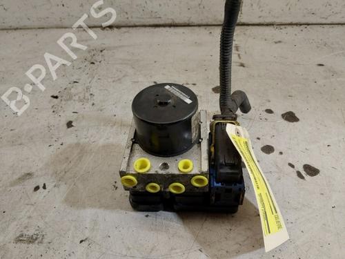 Used ABS pump ABS pump RENAULT TWINGO II (CN0_) 1.2 (CN0D) (58 hp) 40525706 40525706