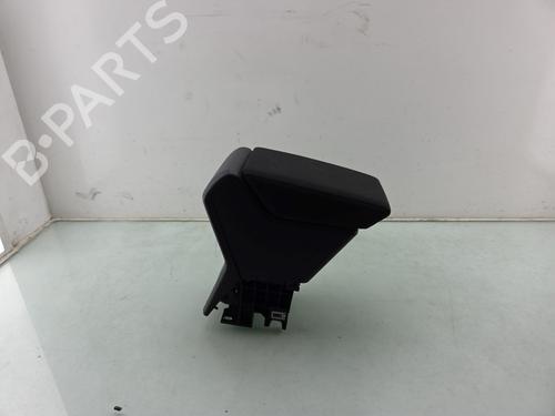Accoudoir central SEAT IBIZA V (KJ1, KJG) 1.0 TSI (95 hp) 31922907