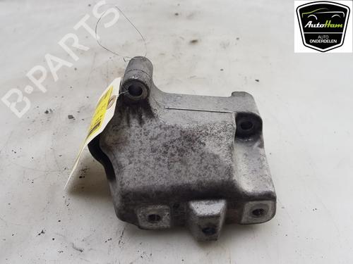 Used Gearbox mount VW GOLF VII (5G1, BQ1, BE1, BE2) 1.2 TSI (105 hp) 22237094