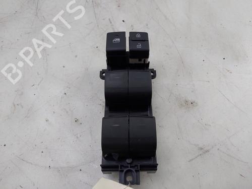 Used Switch TOYOTA C-HR (_X1_) 2.0 Hybrid (MAXH10) (184 hp) 29395334